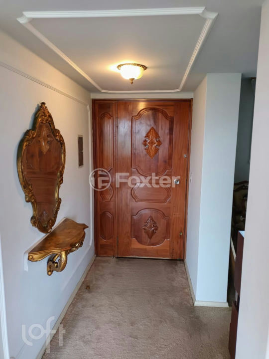 Apartamento à venda com 4 quartos, 236m² - Foto 2