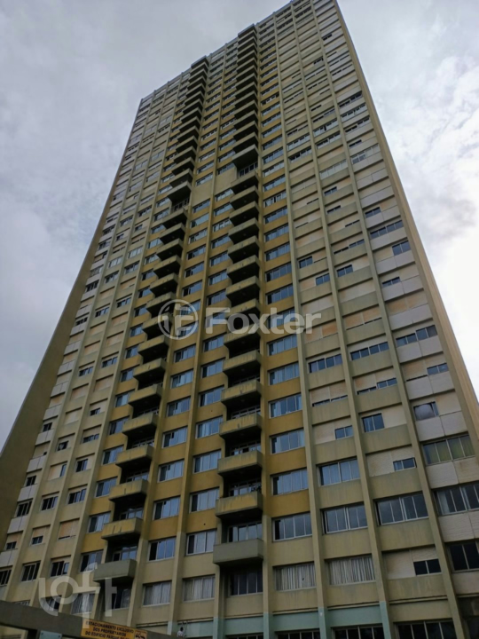 Apartamento à venda com 4 quartos, 236m² - Foto 1