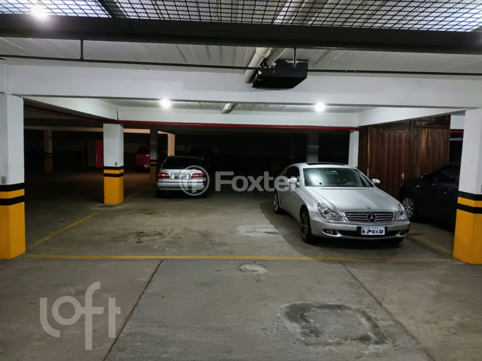 Apartamento à venda com 4 quartos, 236m² - Foto 30
