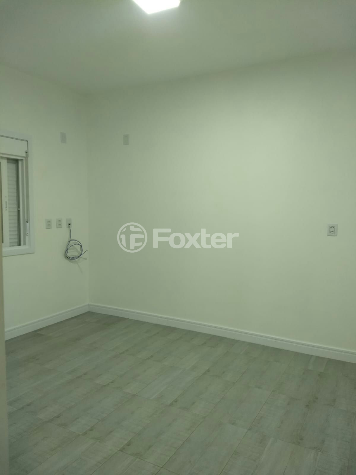 Casa à venda com 3 quartos, 126m² - Foto 2