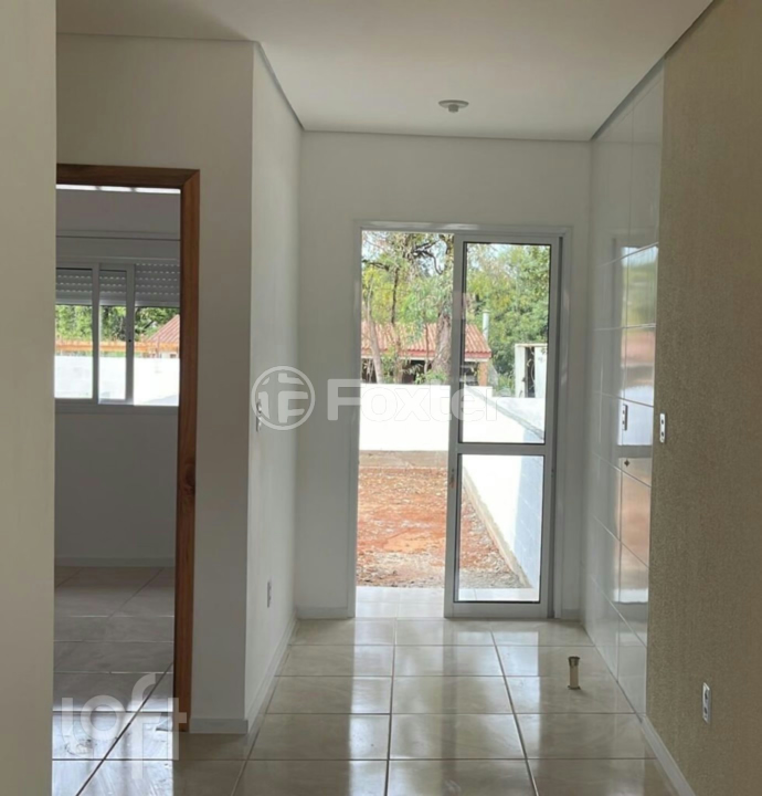 Casa à venda com 2 quartos, 44m² - Foto 3