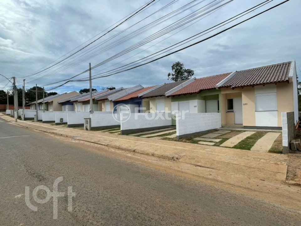 Casa à venda com 2 quartos, 44m² - Foto 1
