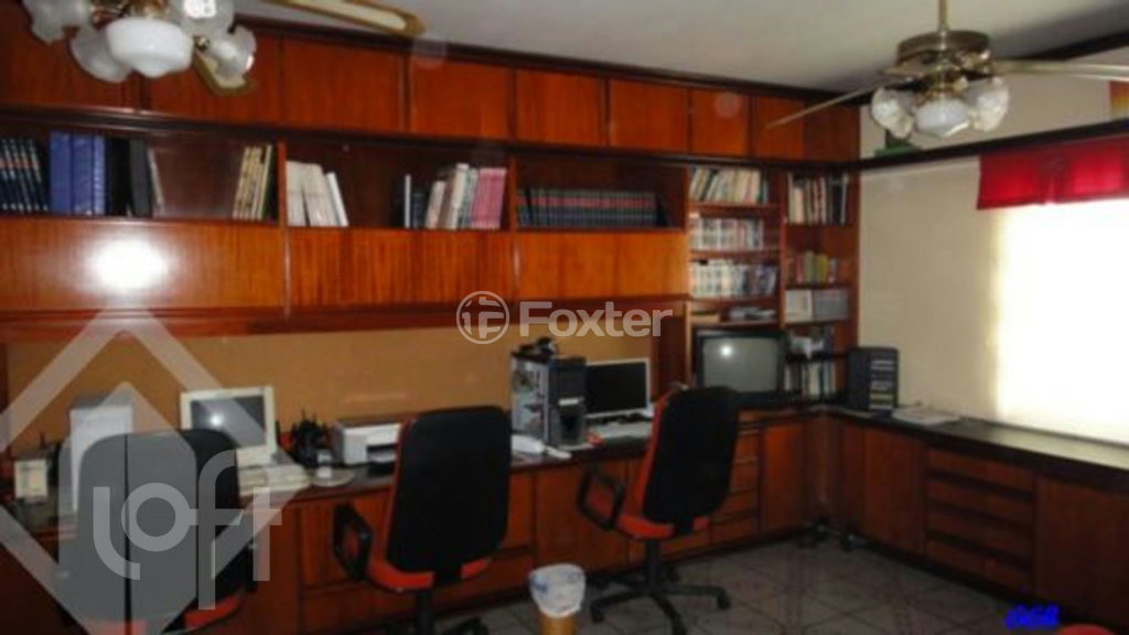 Casa à venda com 4 quartos, 450m² - Foto 32