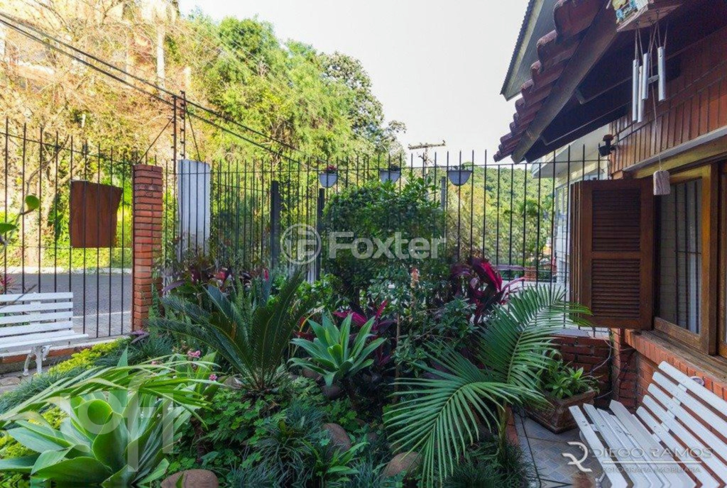 Casa à venda com 5 quartos, 287m² - Foto 34
