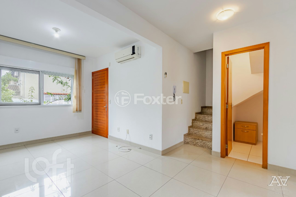 Casa de Condomínio à venda com 3 quartos, 88m² - Foto 2