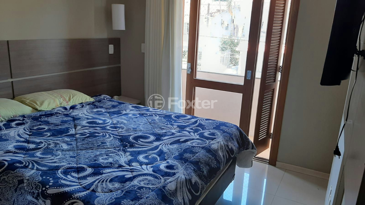 Casa à venda com 3 quartos, 169m² - Foto 8