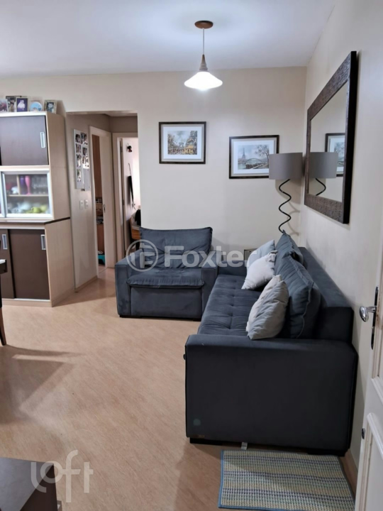 Apartamento à venda com 2 quartos, 68m² - Foto 2