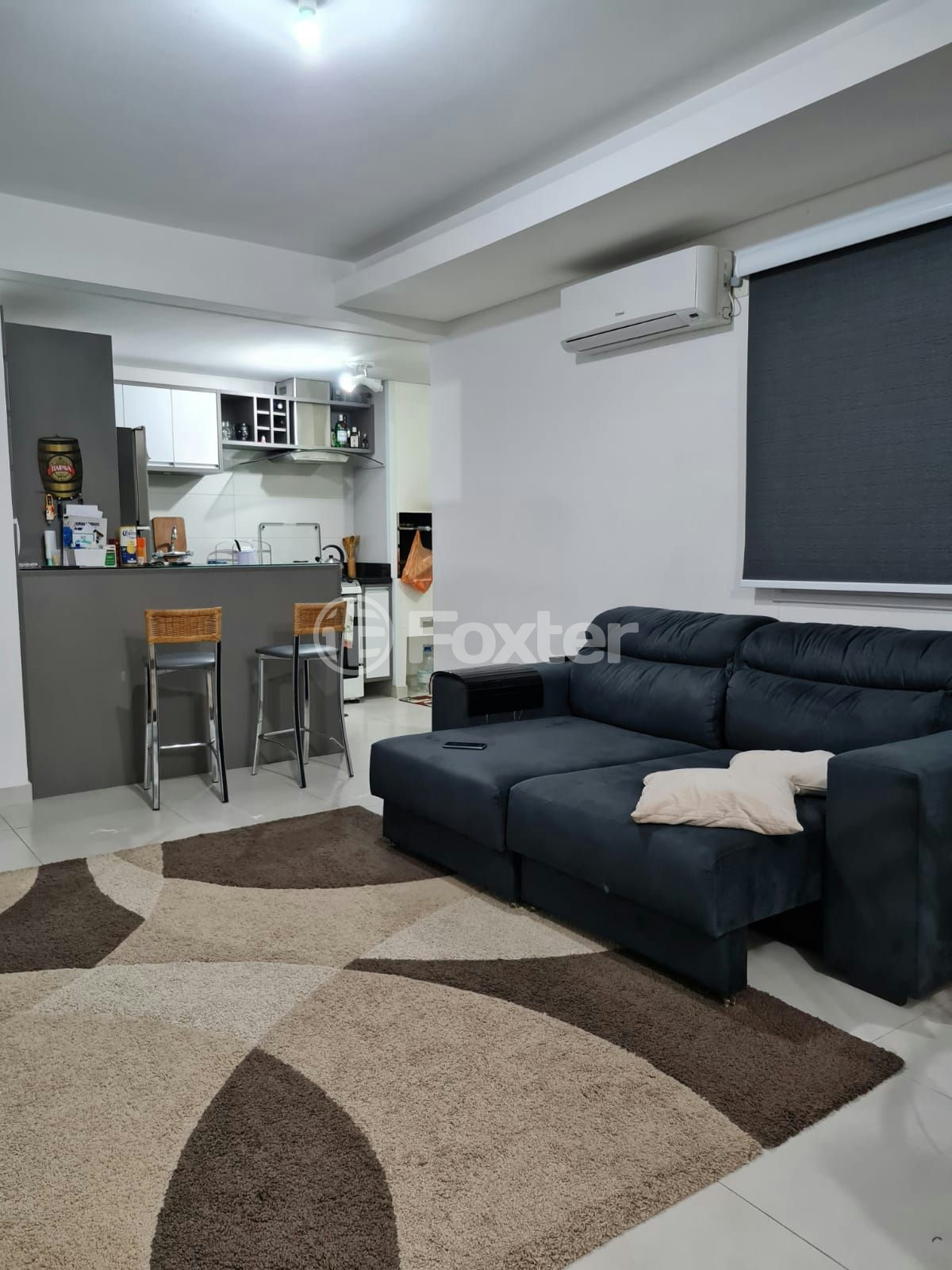 Apartamento à venda com 2 quartos, 66m² - Foto 2