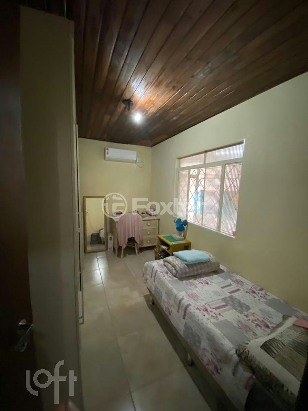 Casa à venda com 4 quartos, 200m² - Foto 15