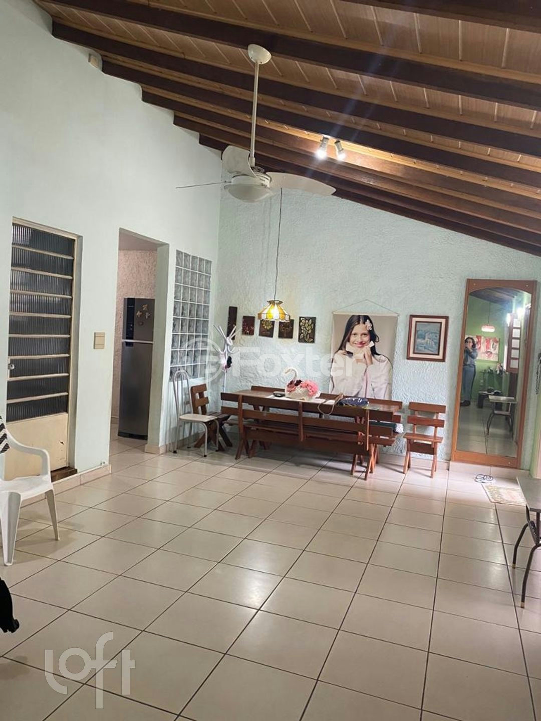 Casa à venda com 4 quartos, 200m² - Foto 3
