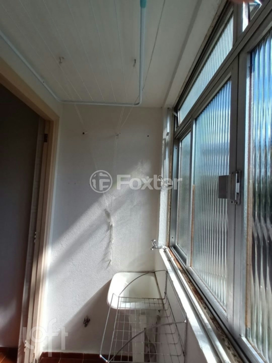 Apartamento à venda com 2 quartos, 60m² - Foto 13