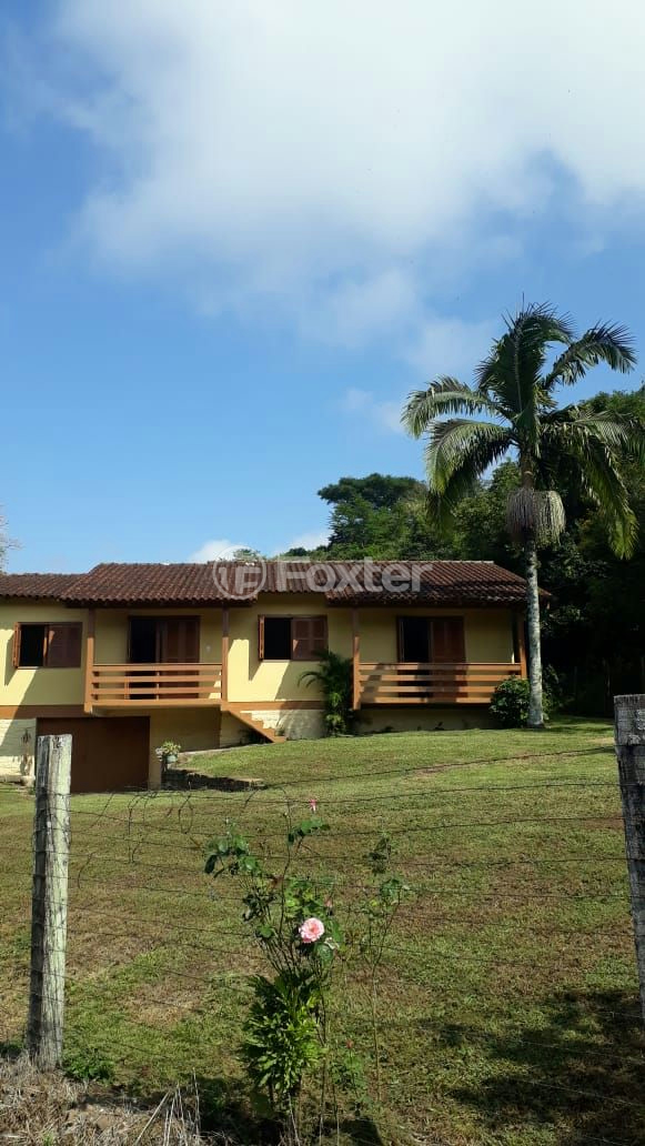 Sítio à venda com 3 quartos, 130m² - Foto 1
