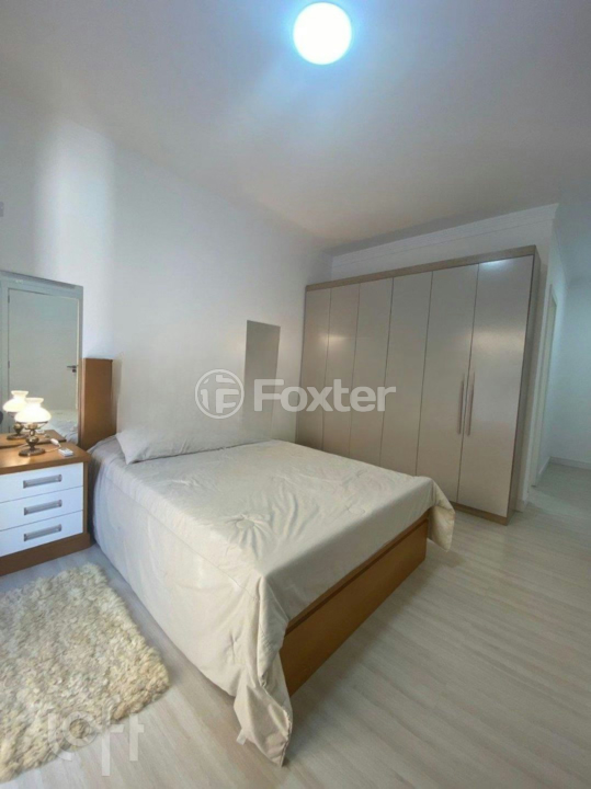 Casa à venda com 3 quartos, 119m² - Foto 9