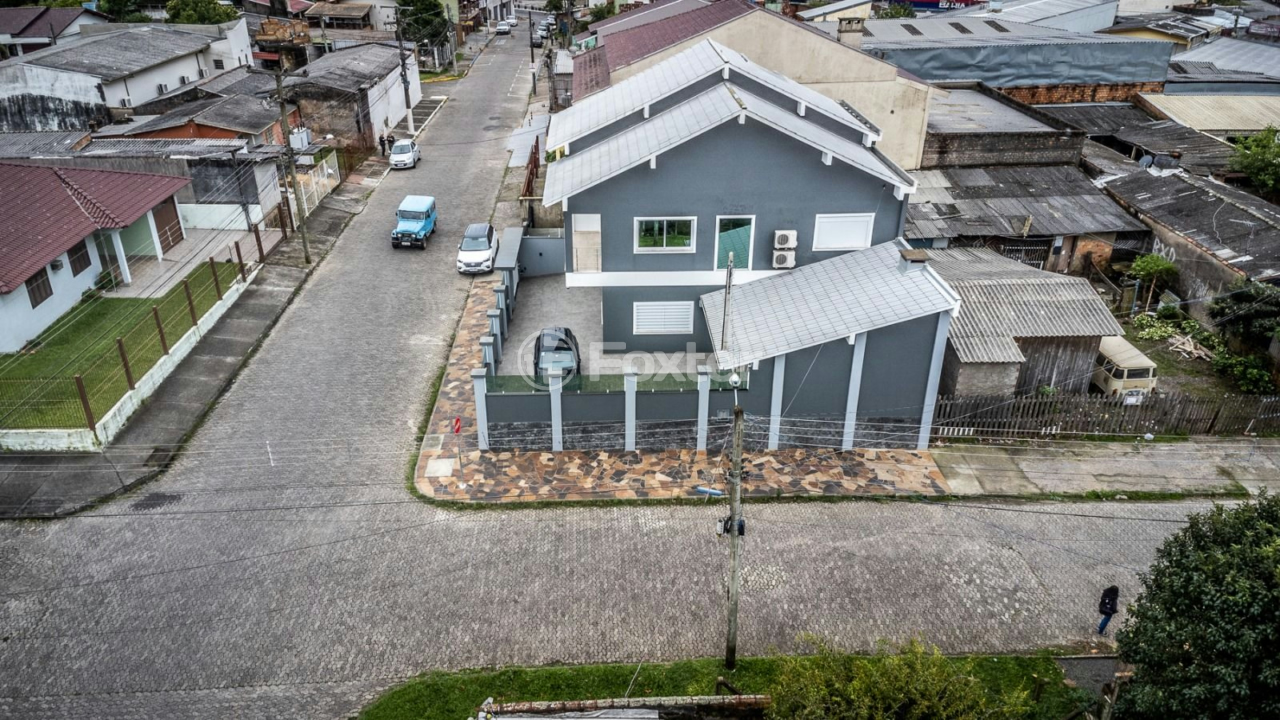 Casa à venda com 3 quartos, 120m² - Foto 30