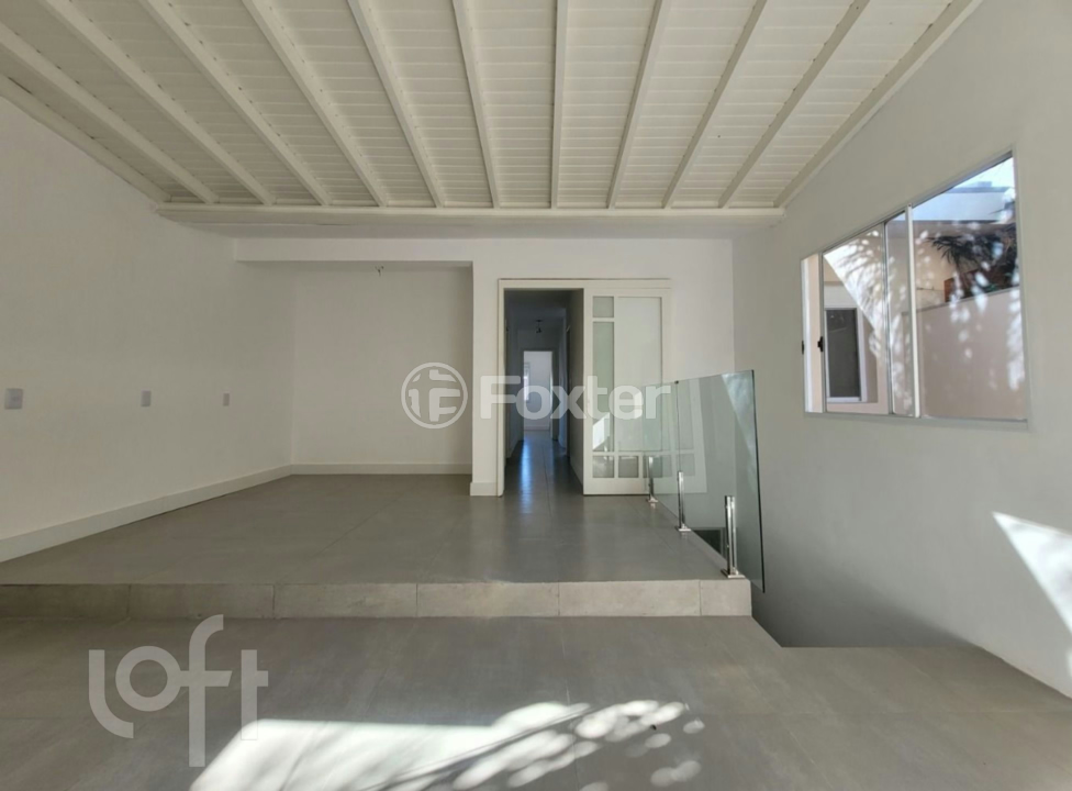 Casa à venda com 2 quartos, 90m² - Foto 7