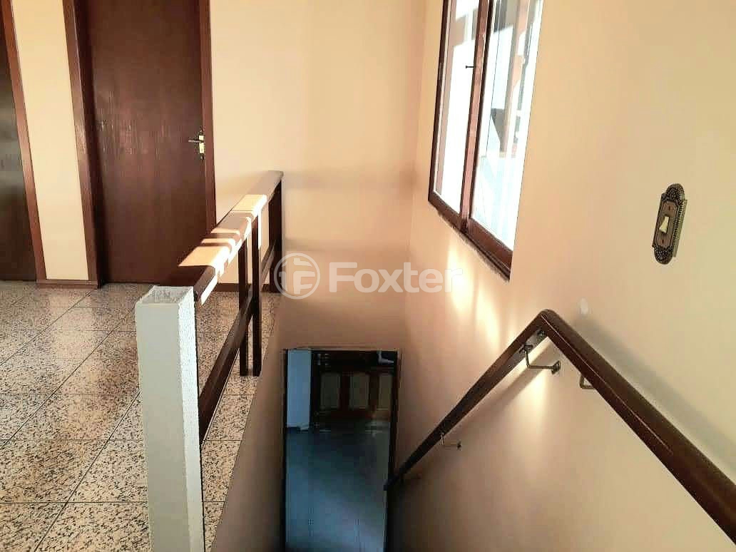 Casa à venda com 3 quartos, 303m² - Foto 18