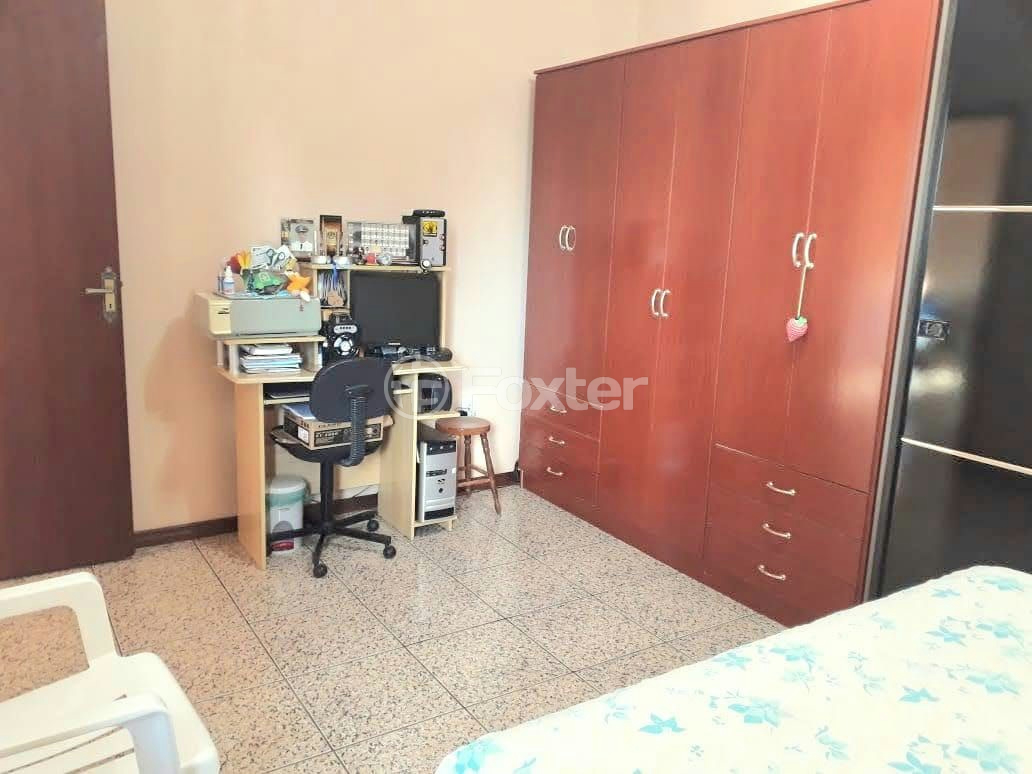 Casa à venda com 3 quartos, 303m² - Foto 9