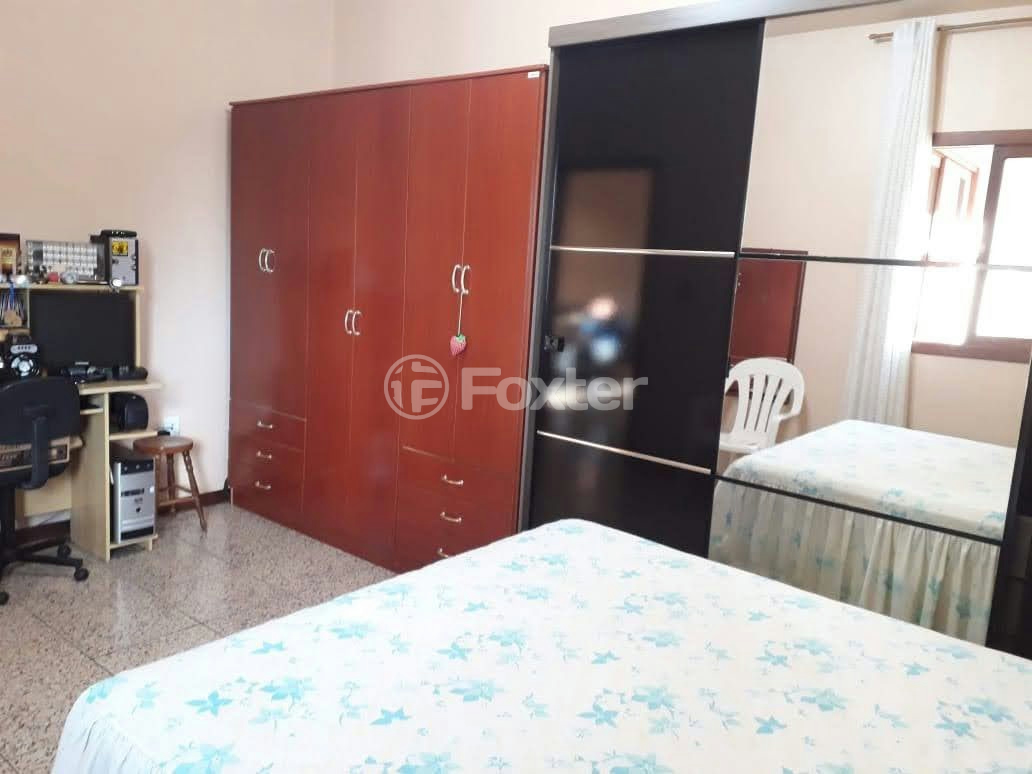 Casa à venda com 3 quartos, 303m² - Foto 10