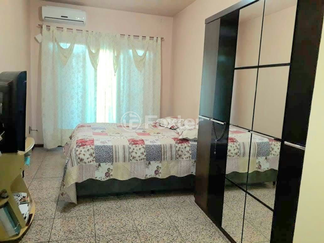 Casa à venda com 3 quartos, 303m² - Foto 14