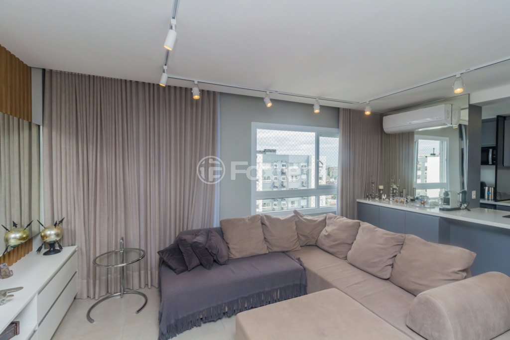 Apartamento à venda com 2 quartos, 81m² - Foto 2