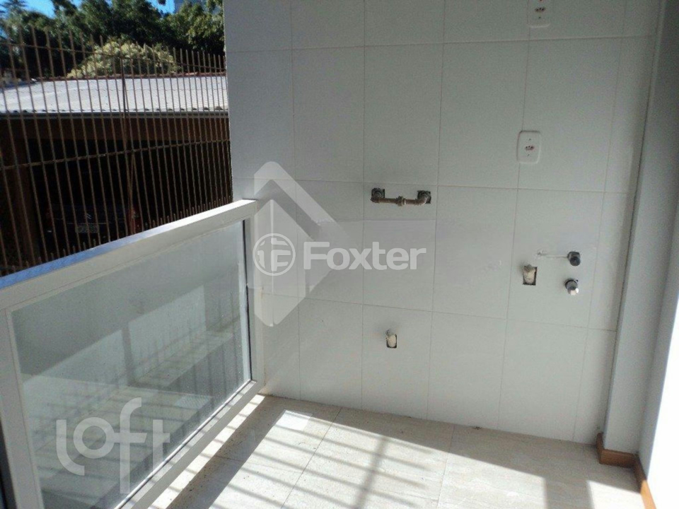 Apartamento à venda com 2 quartos, 65m² - Foto 4