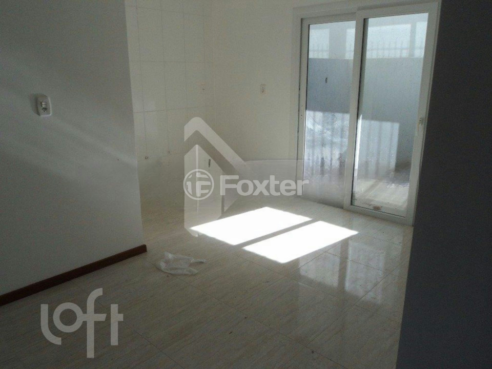 Apartamento à venda com 2 quartos, 65m² - Foto 2
