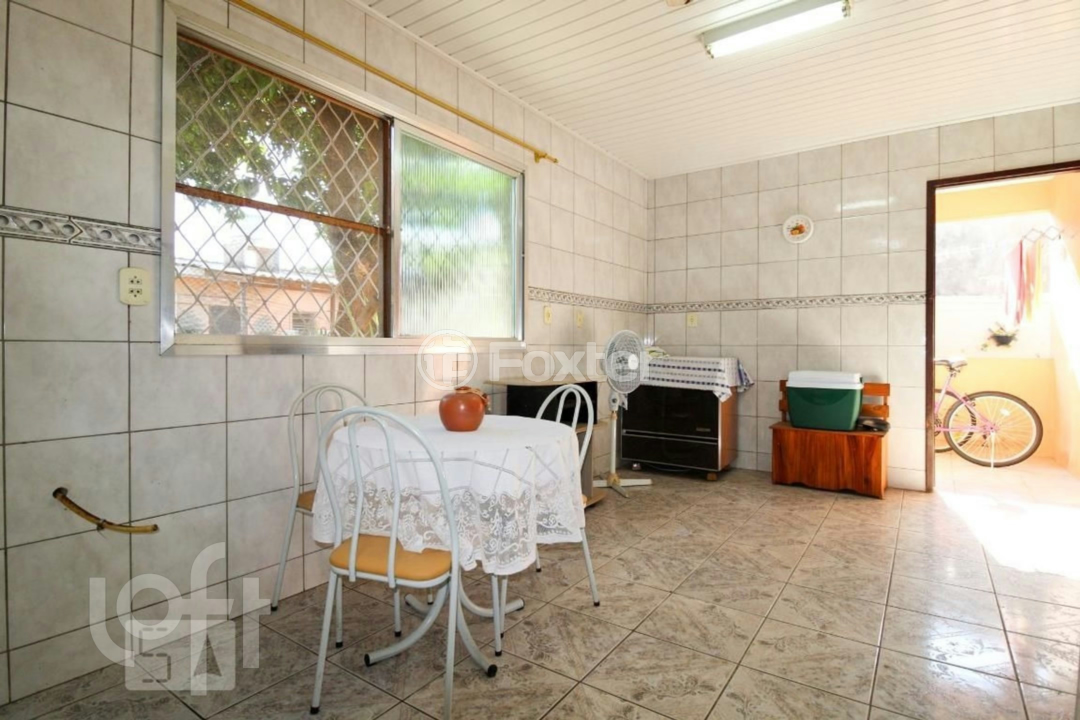 Casa à venda com 3 quartos, 184m² - Foto 8
