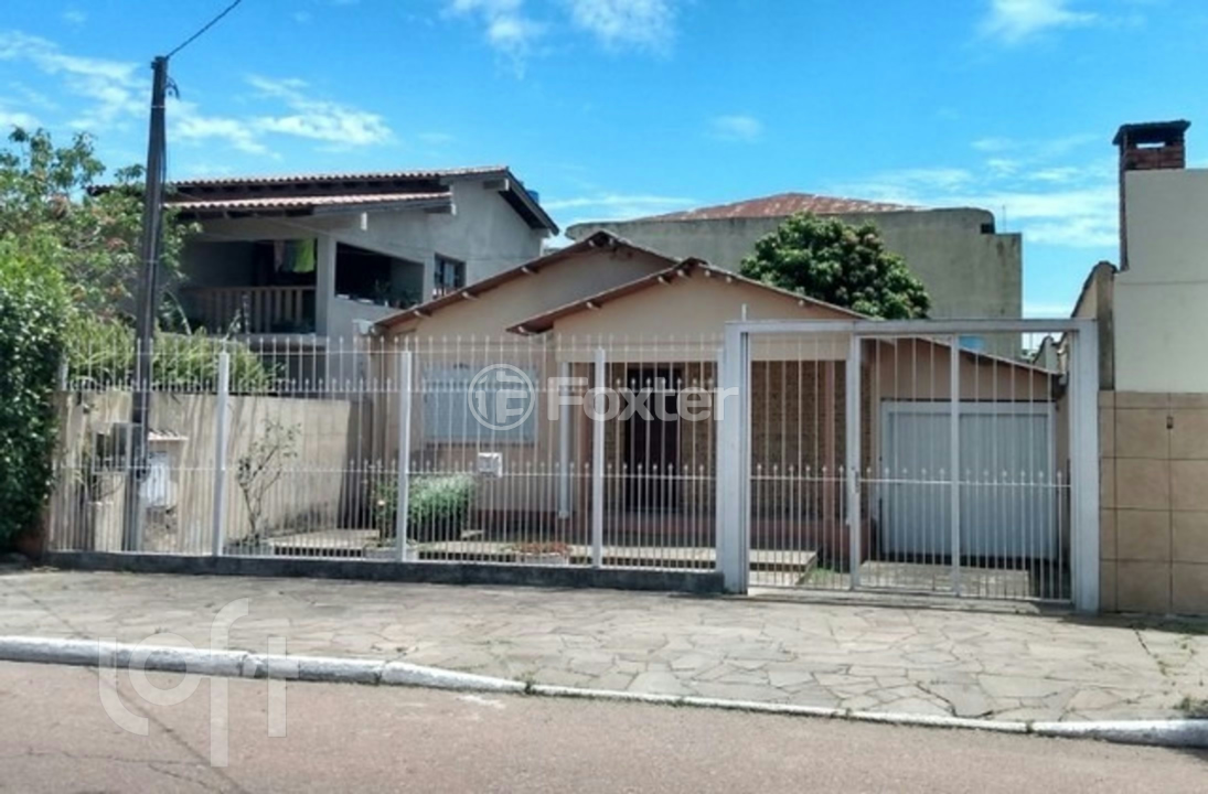 Casa à venda com 3 quartos, 184m² - Foto 1