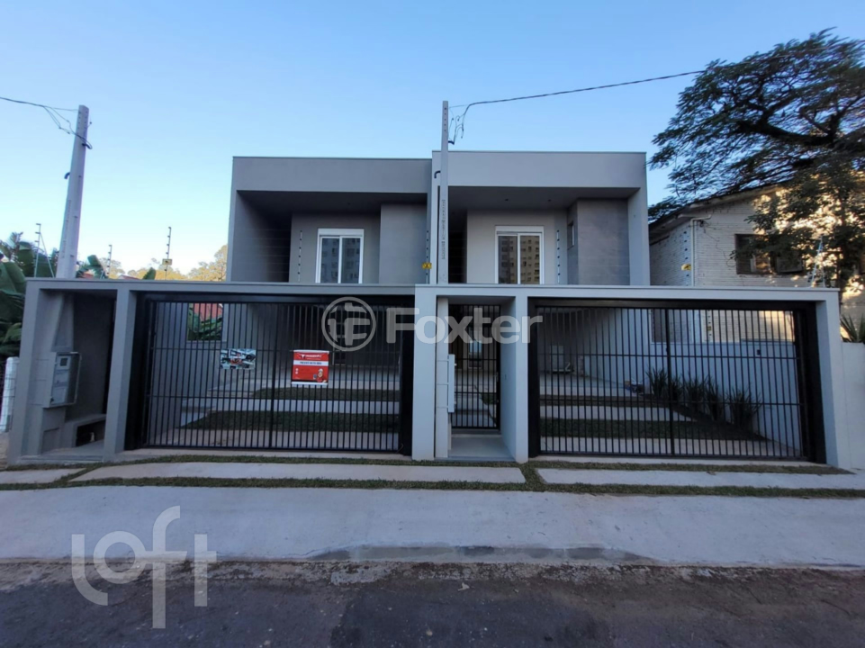 Casa à venda com 3 quartos, 145m² - Foto 1