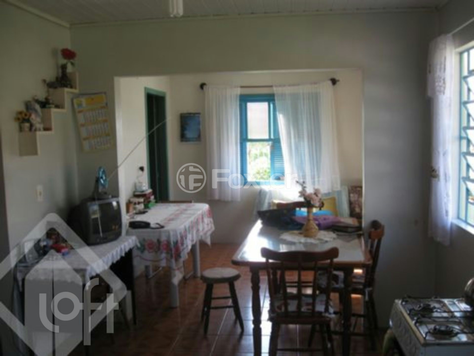 Casa à venda com 2 quartos, 580m² - Foto 4