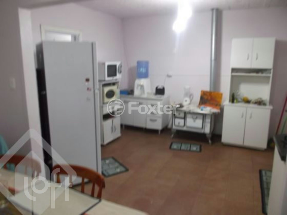 Casa à venda com 3 quartos, 143m² - Foto 2