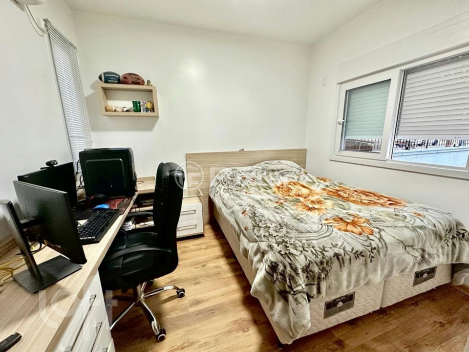 Casa à venda com 4 quartos, 346m² - Foto 6