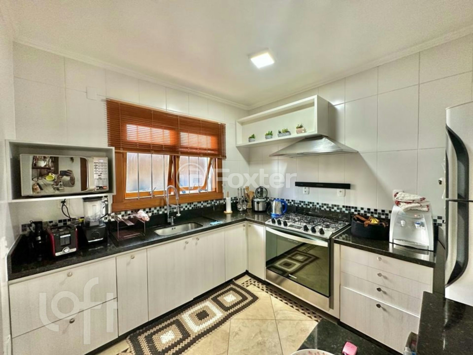 Casa à venda com 4 quartos, 346m² - Foto 4