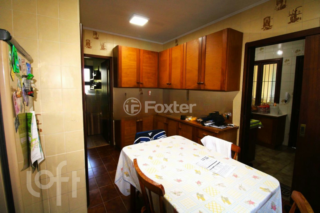 Casa à venda com 3 quartos, 234m² - Foto 11