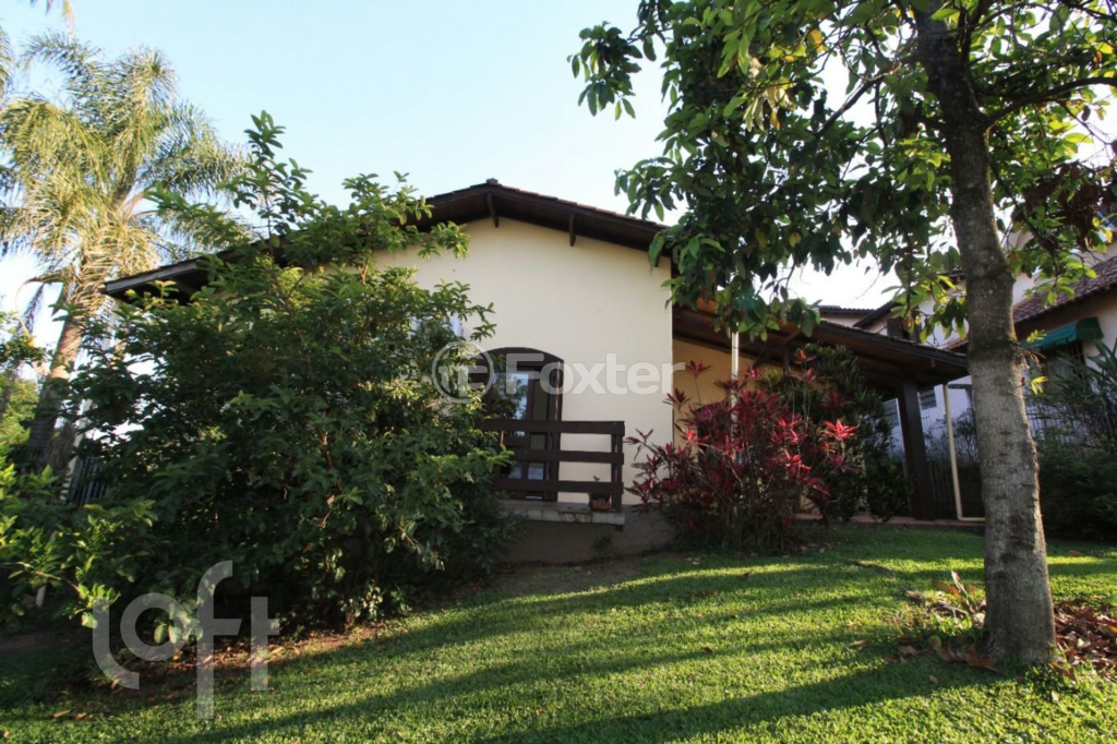 Casa à venda com 3 quartos, 234m² - Foto 15