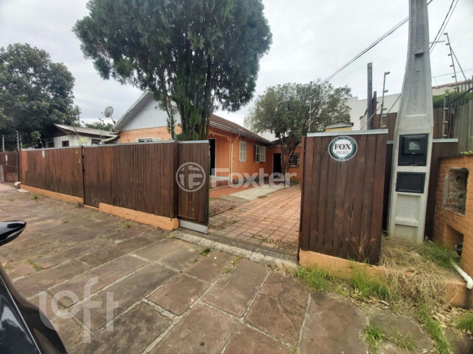 Casa à venda com 3 quartos, 132m² - Foto 2
