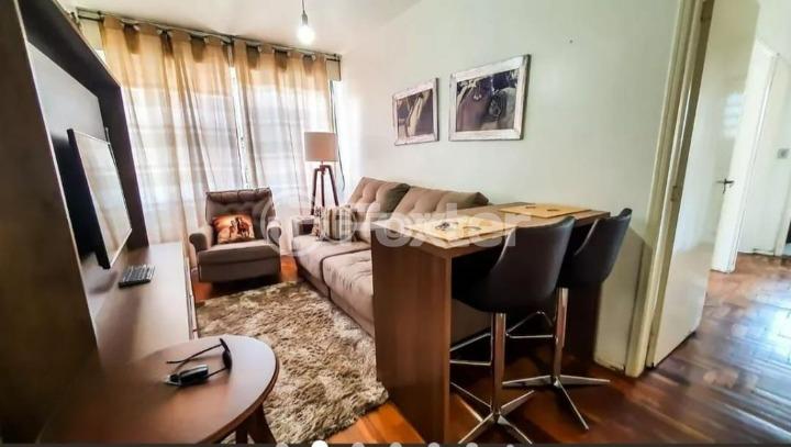 Apartamento à venda com 2 quartos, 67m² - Foto 2