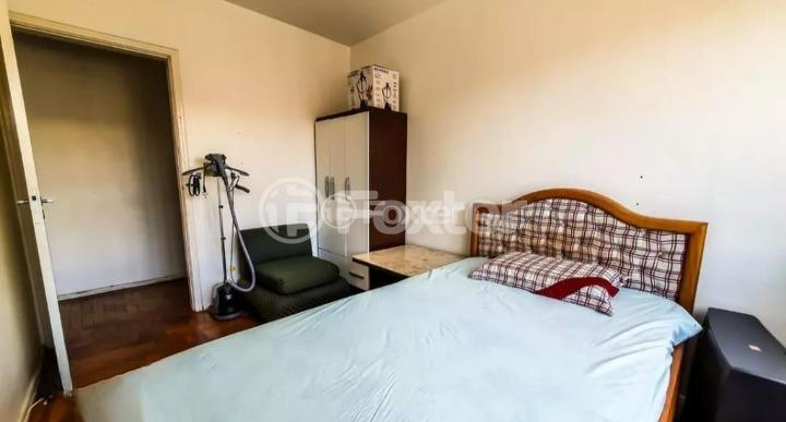 Apartamento à venda com 2 quartos, 67m² - Foto 9