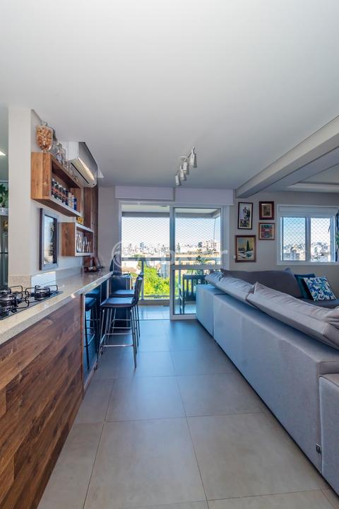 Apartamento à venda com 2 quartos, 82m² - Foto 2