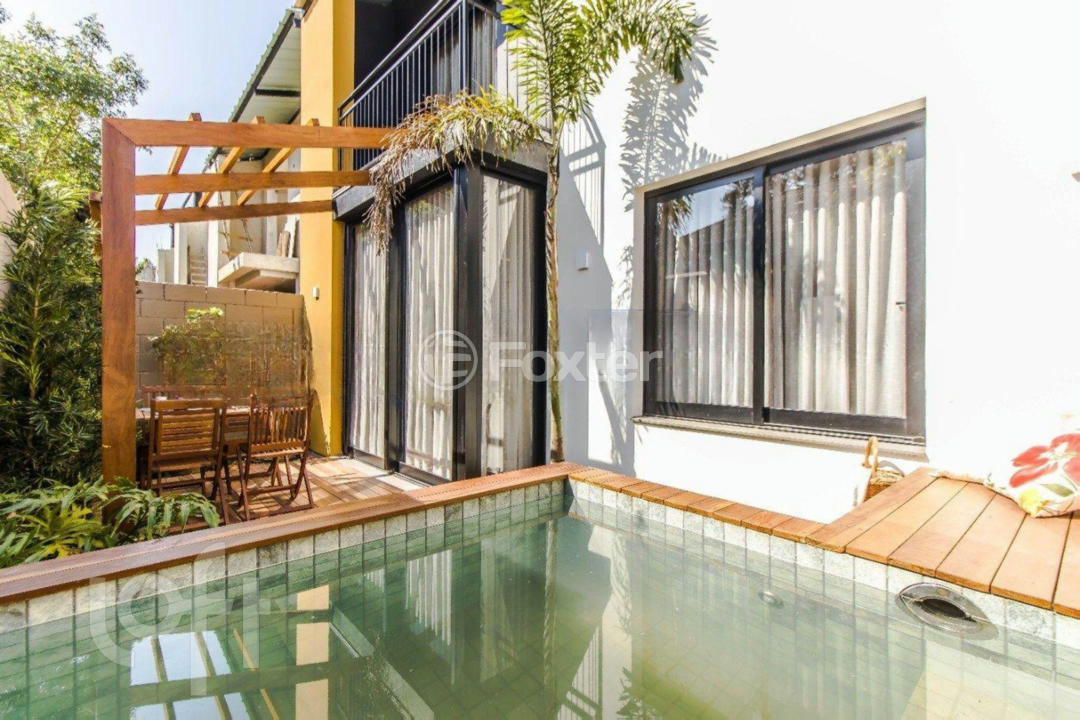 Casa de Condomínio à venda com 3 quartos, 172m² - Foto 1
