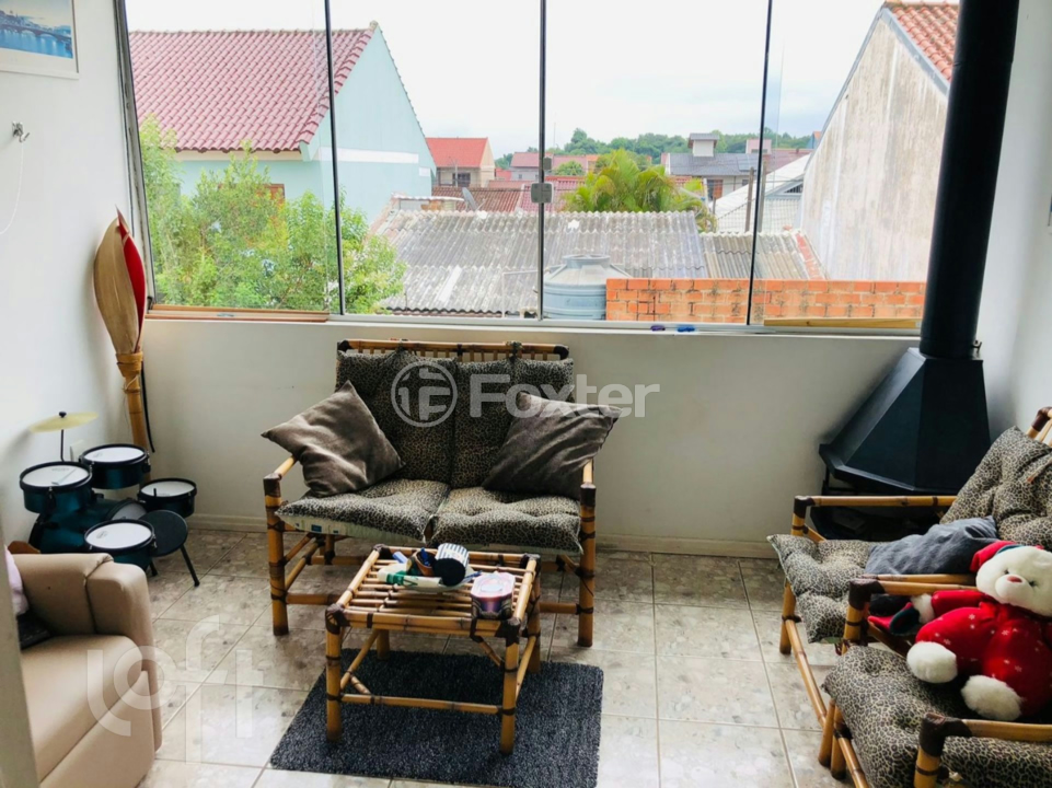 Casa à venda com 3 quartos, 200m² - Foto 7
