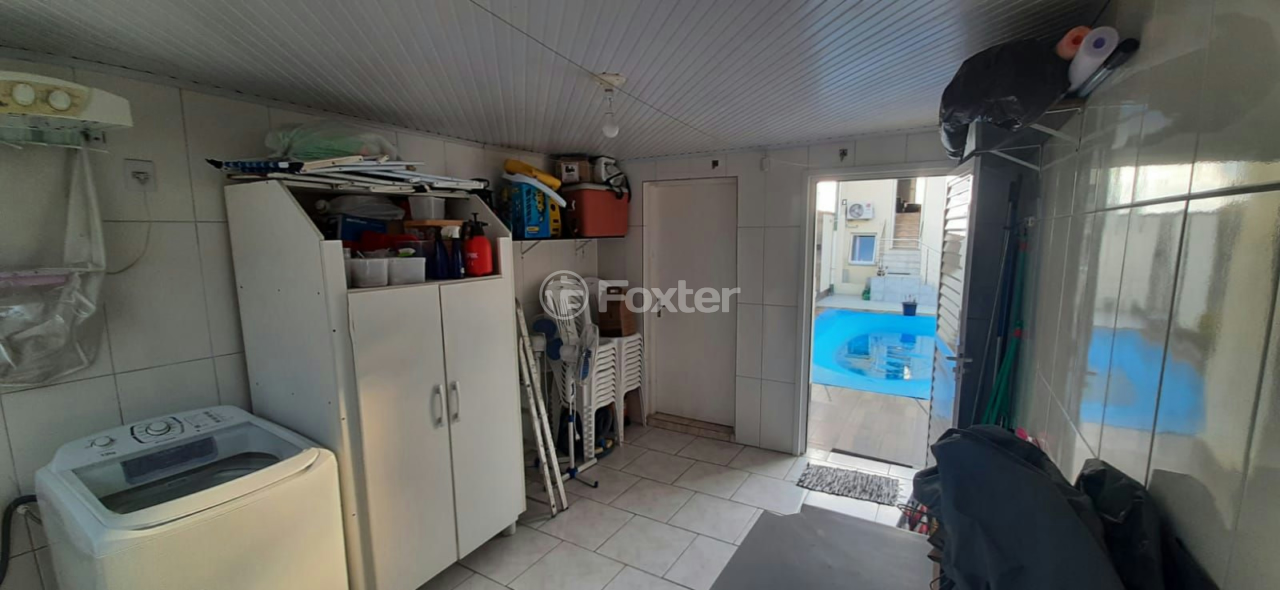 Casa à venda com 5 quartos, 328m² - Foto 8