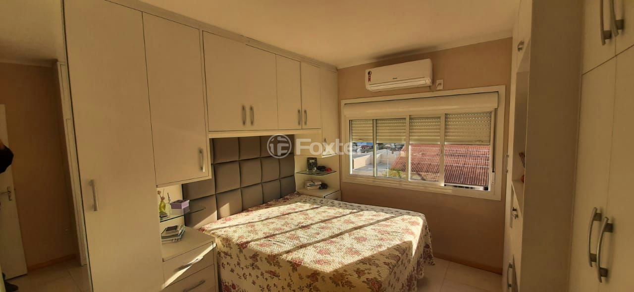 Casa à venda com 5 quartos, 328m² - Foto 12