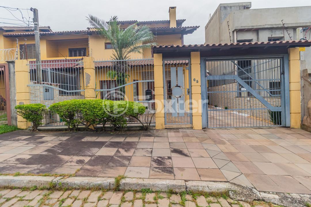 Casa à venda com 4 quartos, 240m² - Foto 1