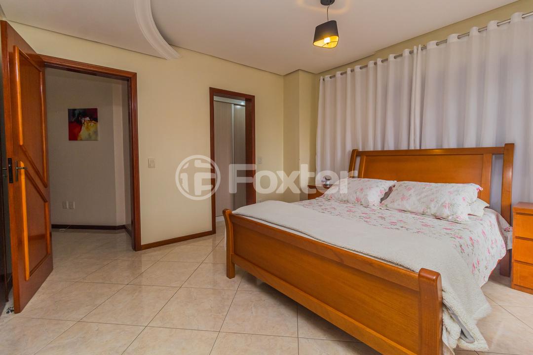Casa à venda com 4 quartos, 240m² - Foto 18