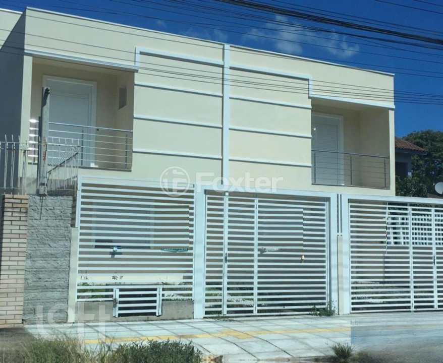 Casa à venda com 3 quartos, 105m² - Foto 1