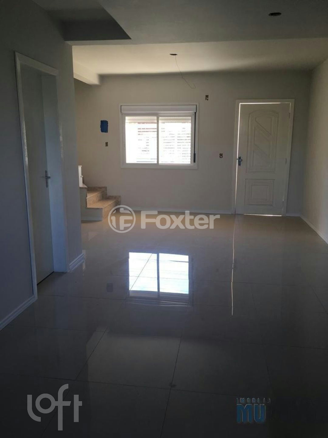 Casa à venda com 3 quartos, 105m² - Foto 4