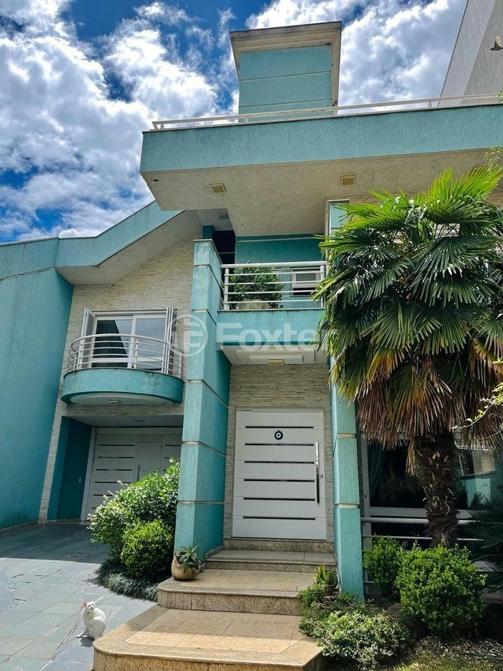 Casa de Condomínio à venda com 5 quartos, 300m² - Foto 1