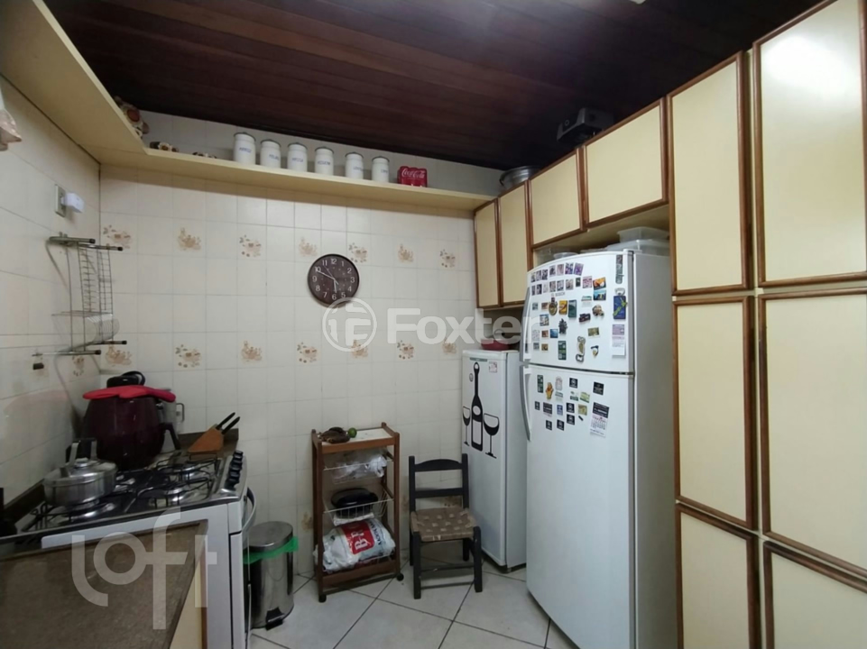 Casa à venda com 3 quartos, 189m² - Foto 8