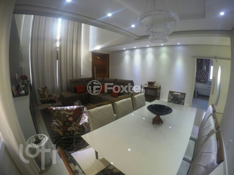 Casa à venda com 3 quartos, 247m² - Foto 4